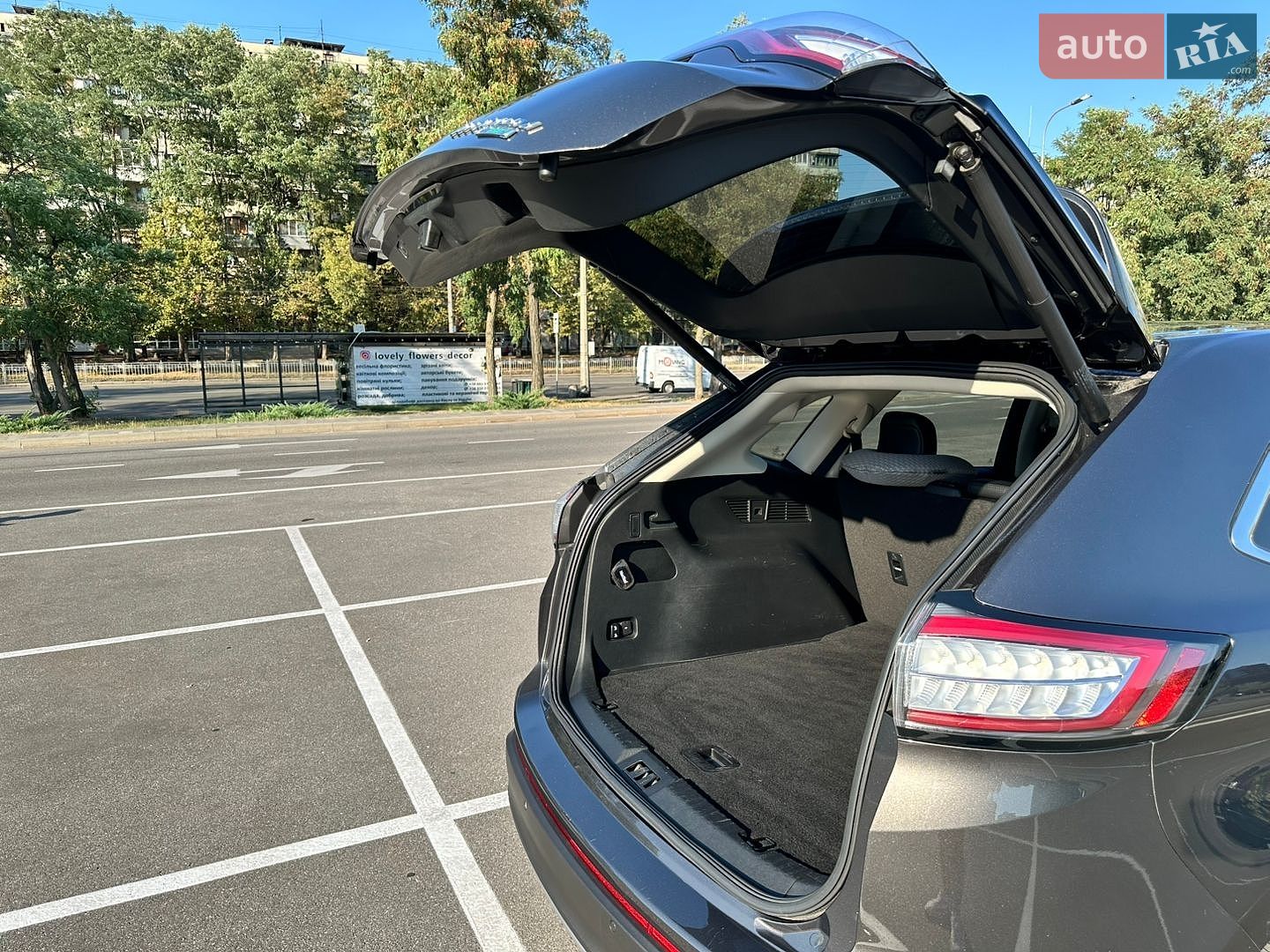 Ford Edge 2018 VIN 2FMPK3K90JBB41247 фото оголошення 18 з 24