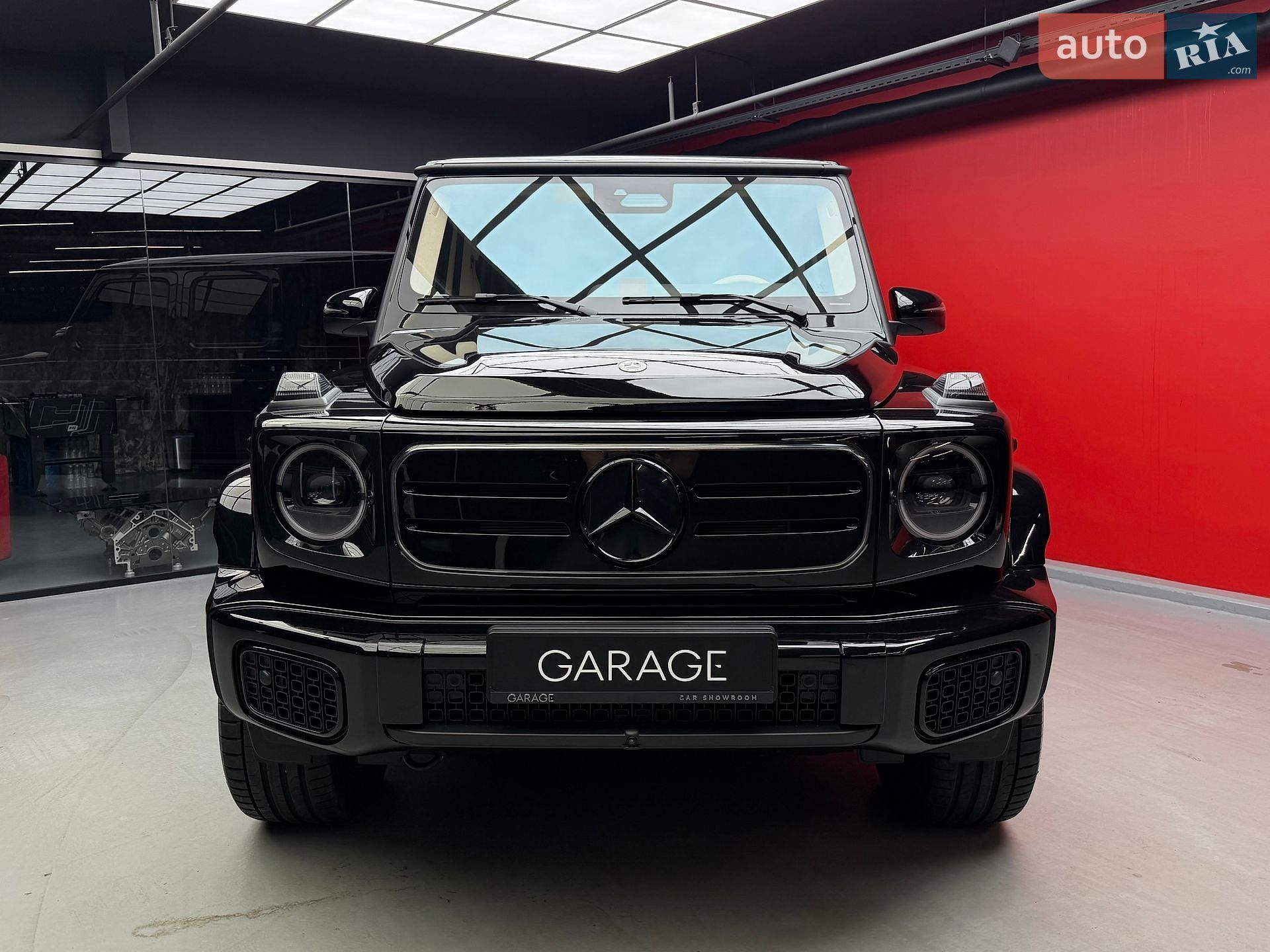Mercedes-Benz G-Class 2025 VIN W1NWM0AB7SX059967 фото оголошення 3 з 56