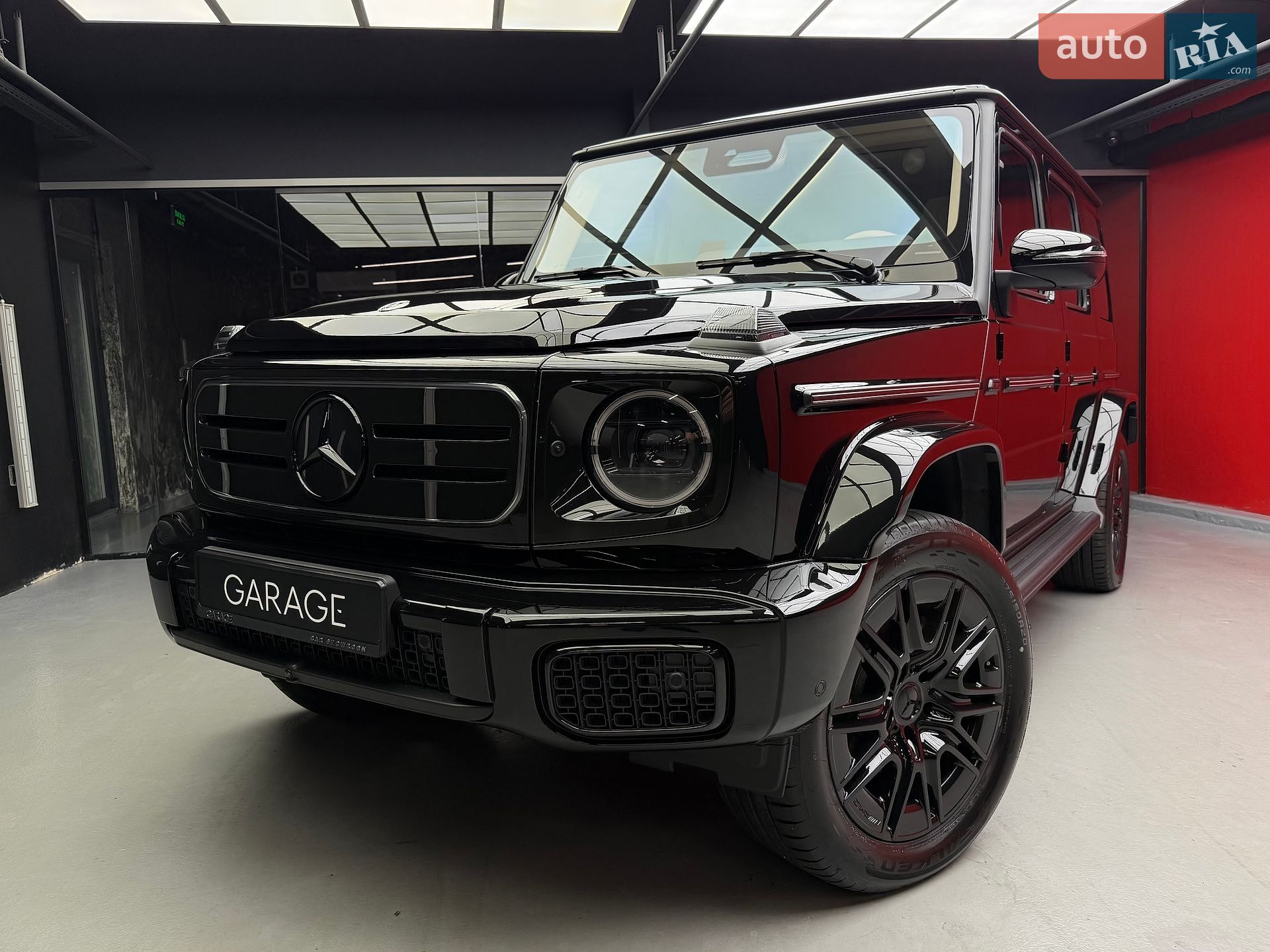 Mercedes-Benz G-Class 2025 VIN W1NWM0AB7SX059967 фото оголошення 4 з 56