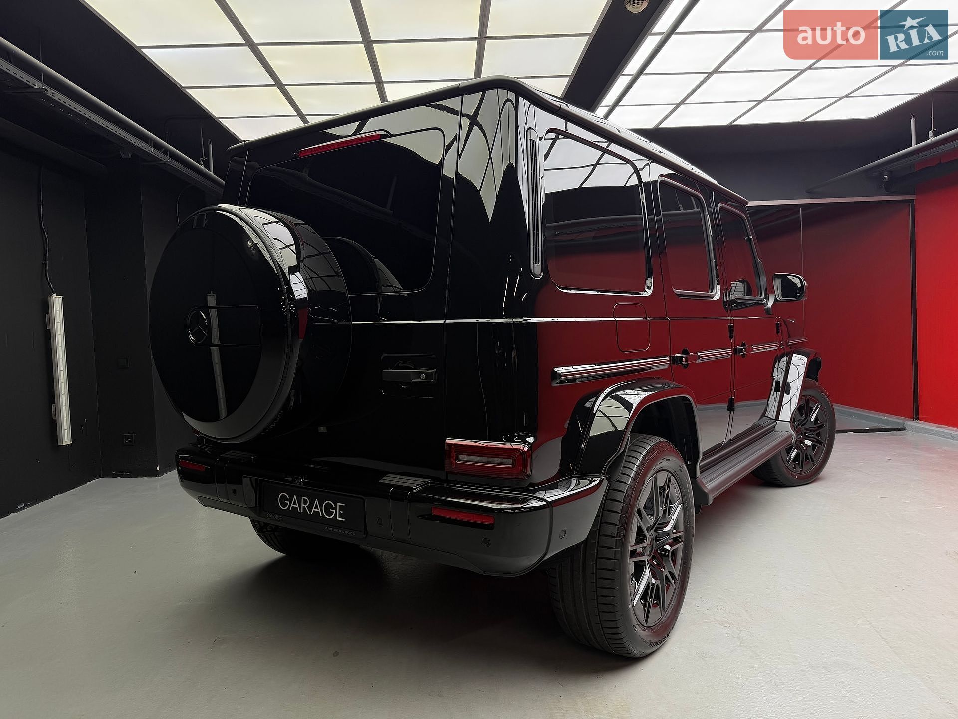 Mercedes-Benz G-Class 2025 VIN W1NWM0AB7SX059967 фото оголошення 13 з 56