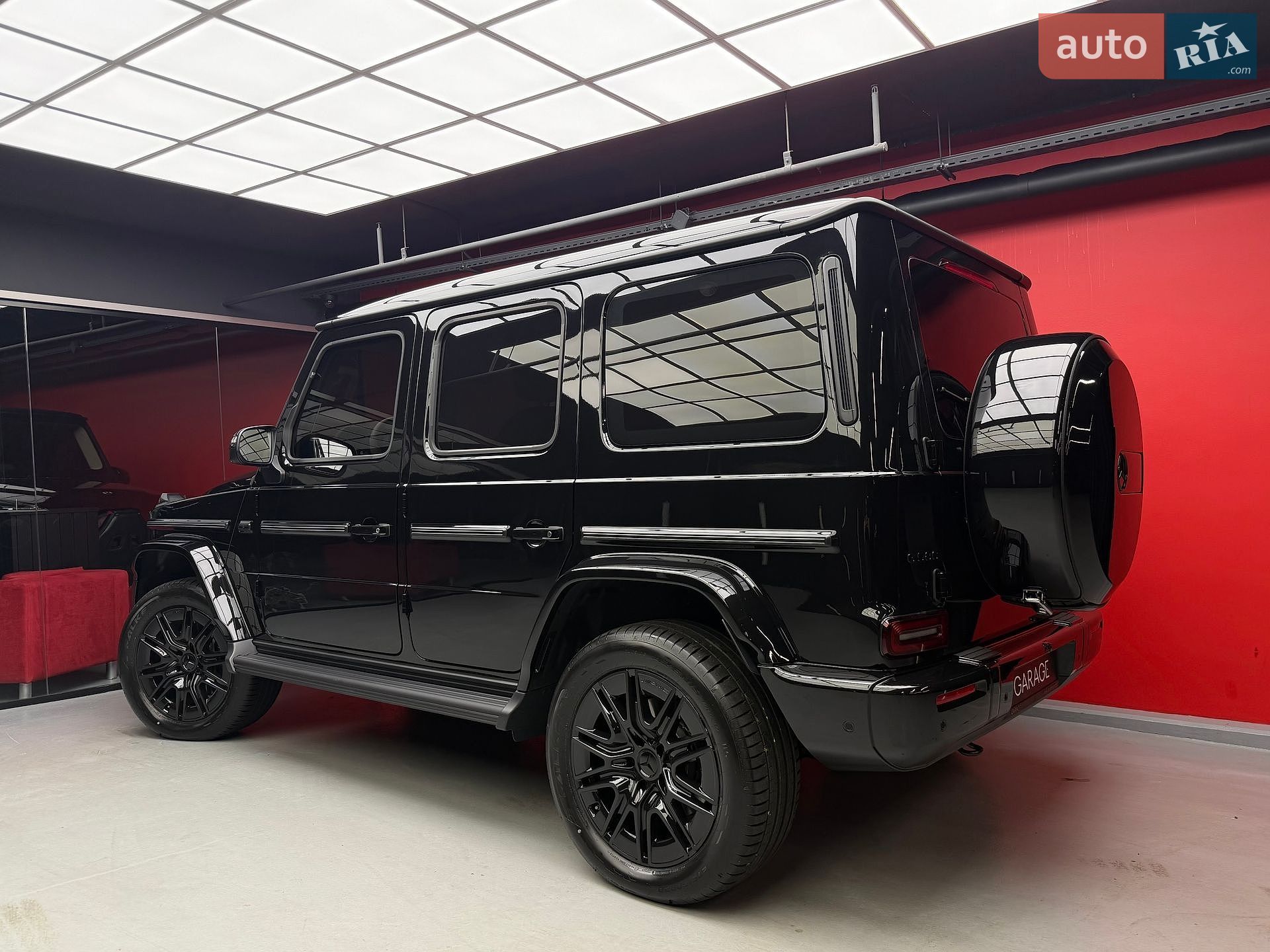 Mercedes-Benz G-Class 2025 VIN W1NWM0AB7SX059967 фото оголошення 19 з 56