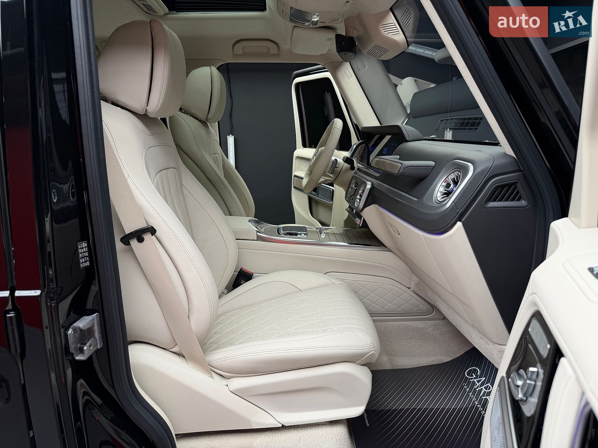 Mercedes-Benz G-Class 2025 VIN W1NWM0AB7SX059967 фото оголошення 53 з 56