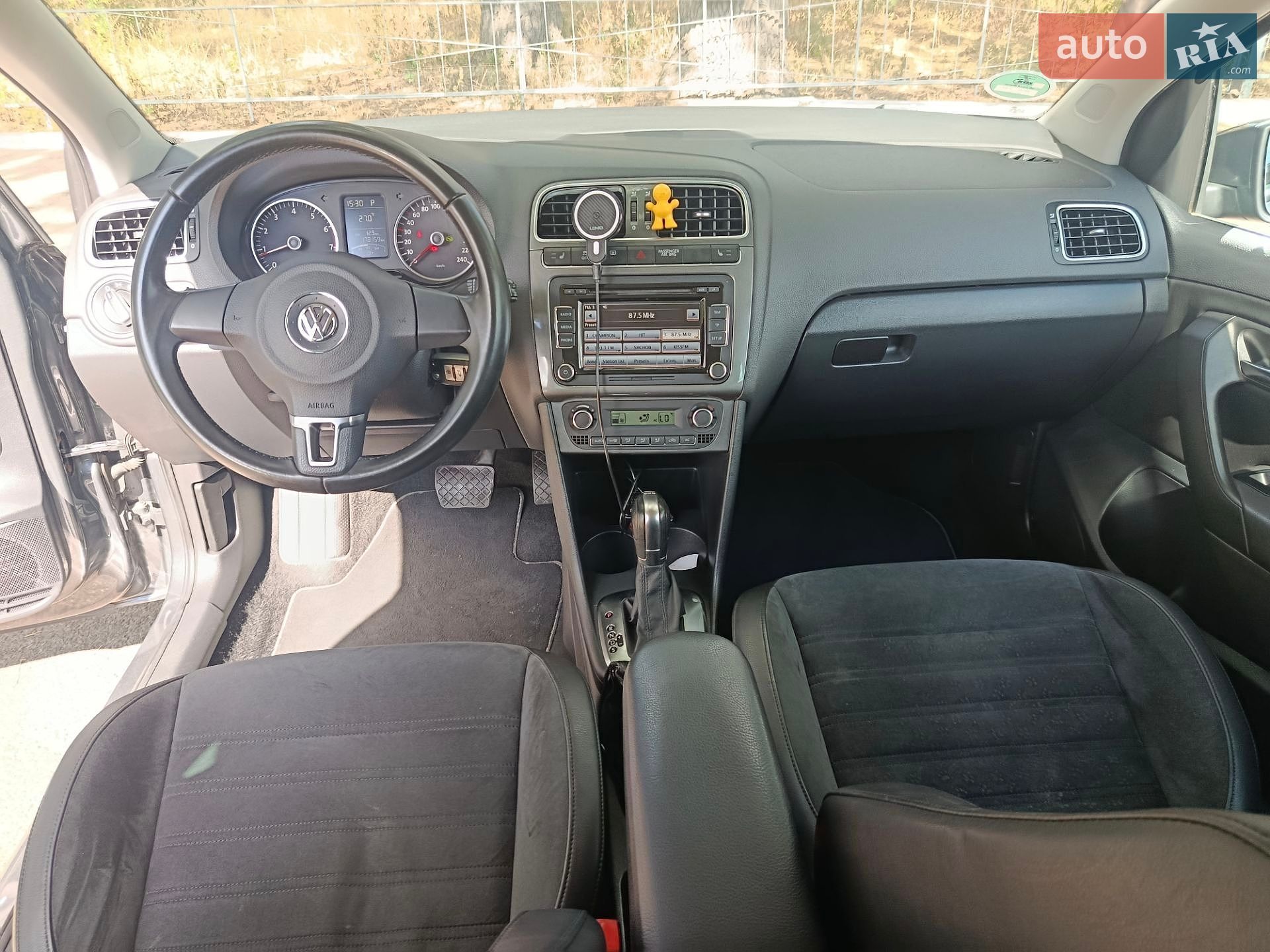 Volkswagen Polo 2011 VIN WVWZZZ6RZBY300983 фото оголошення 4 з 24