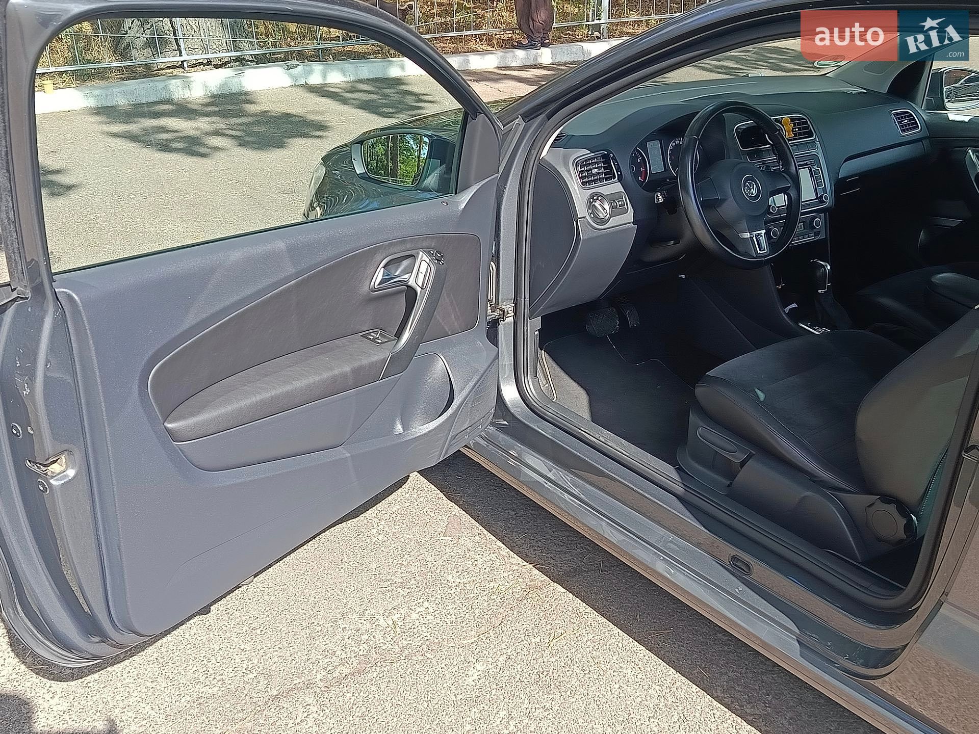 Volkswagen Polo 2011 VIN WVWZZZ6RZBY300983 фото оголошення 2 з 24