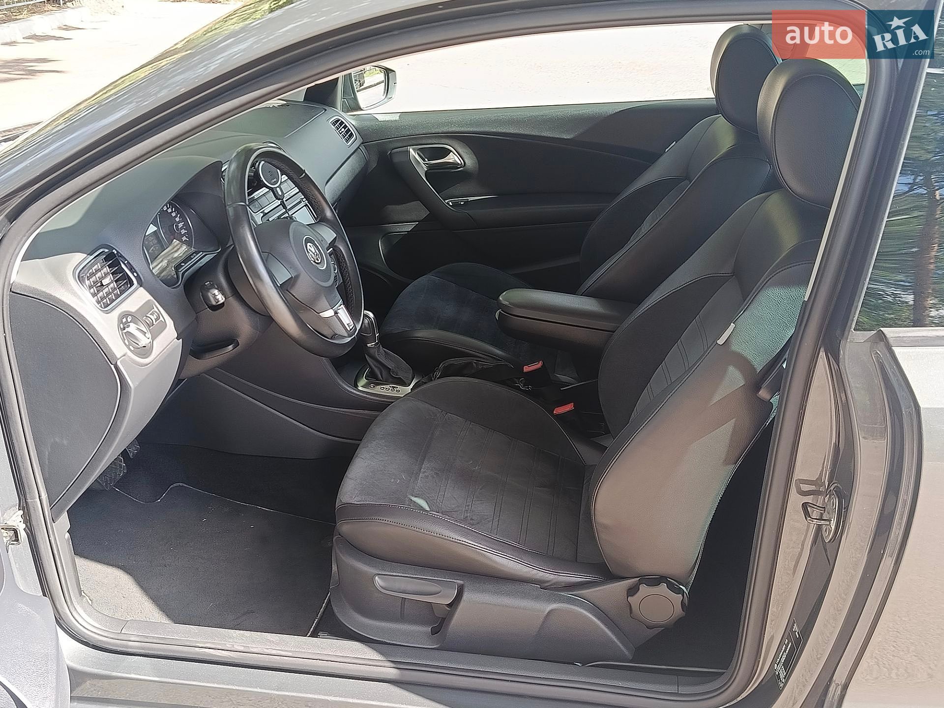Volkswagen Polo 2011 VIN WVWZZZ6RZBY300983 фото оголошення 3 з 24