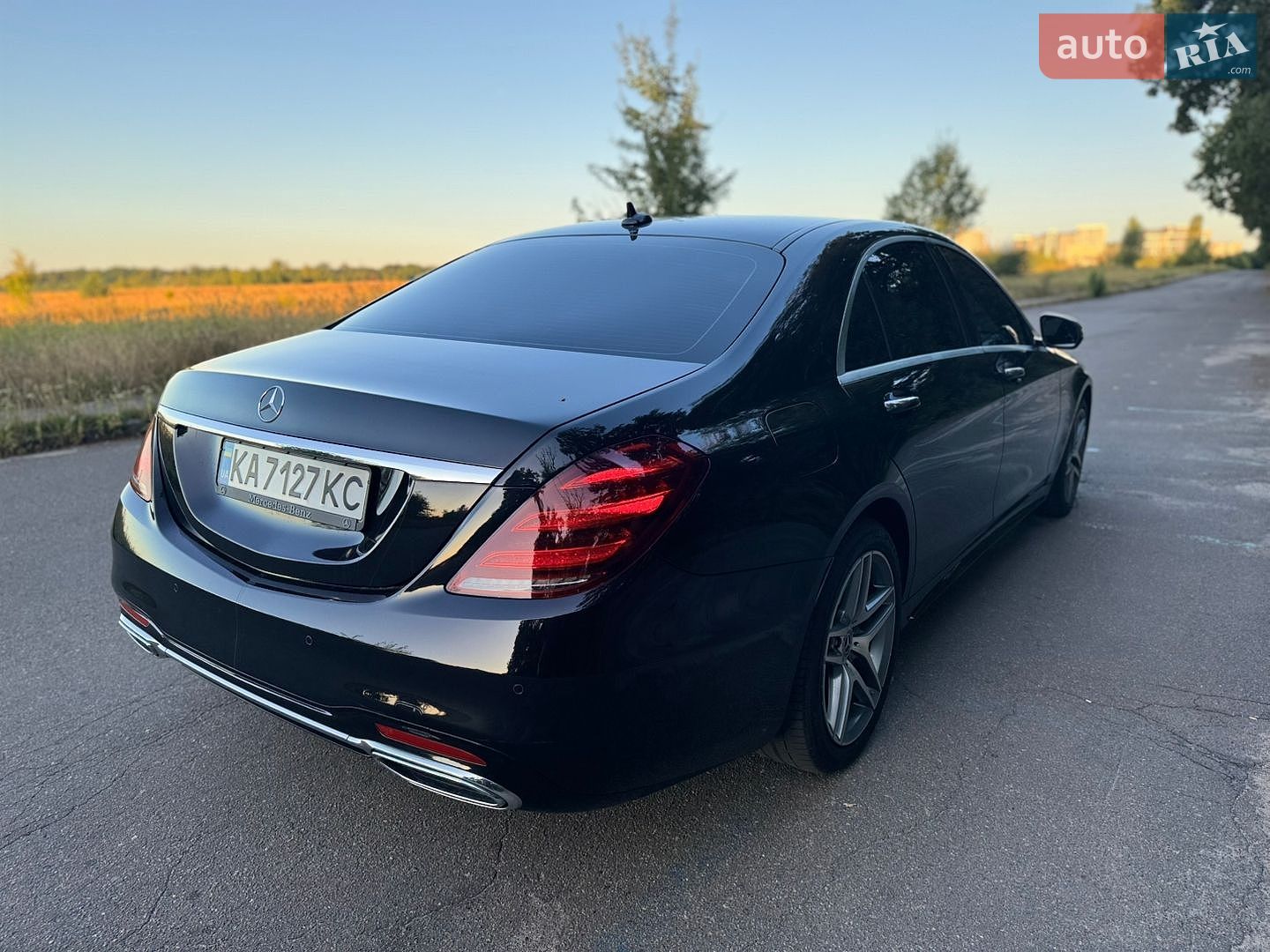 Mercedes-Benz S-Class 2019 VIN WDD2221211A505563 фото оголошення 4 з 17