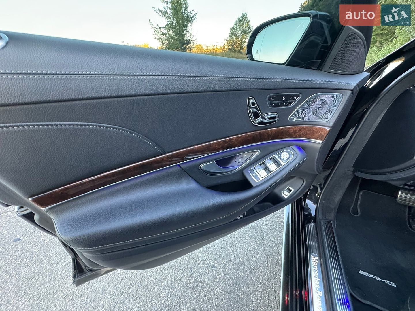 Mercedes-Benz S-Class 2019 VIN WDD2221211A505563 фото оголошення 12 з 17