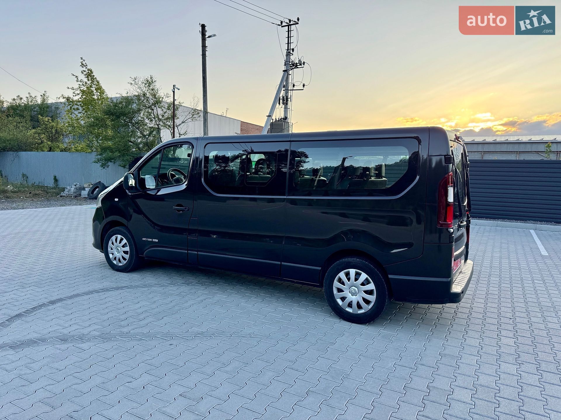 Renault Trafic 2017 VIN VF1JL000158714674 фото оголошення 14 з 47