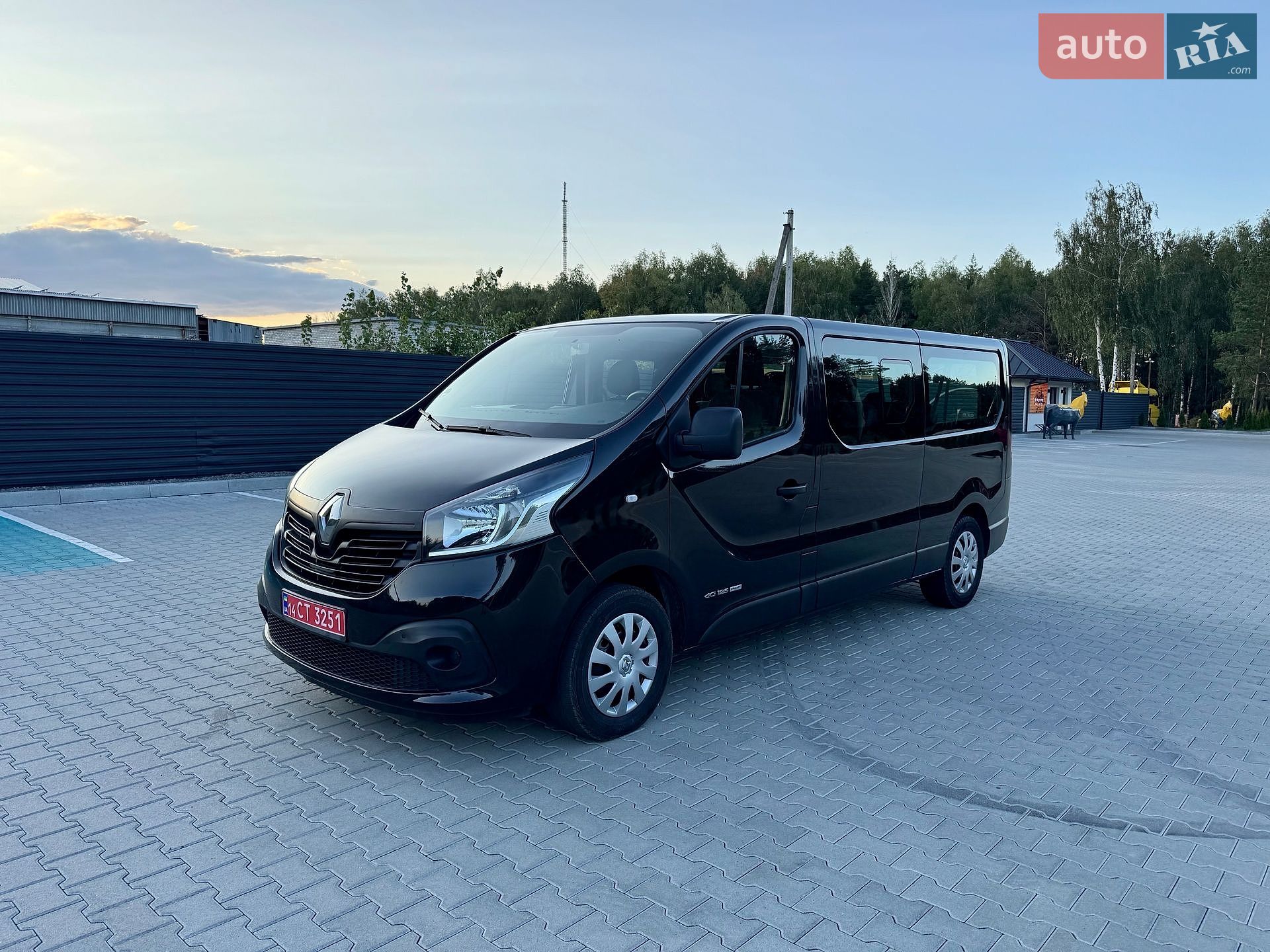 Renault Trafic 2017 VIN VF1JL000158714674 фото оголошення 17 з 47