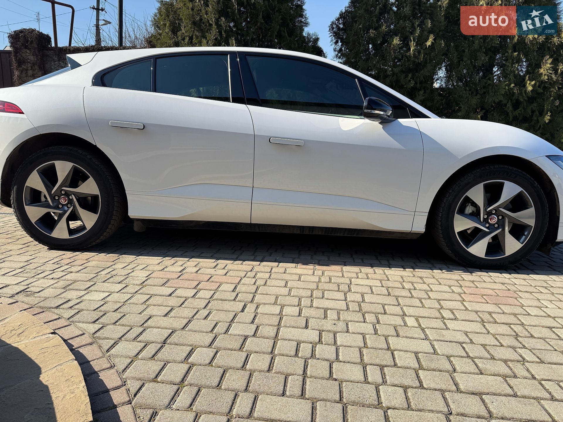 Jaguar I-Pace 2023 VIN SADHA2B11R1631546 фото оголошення 23 з 36