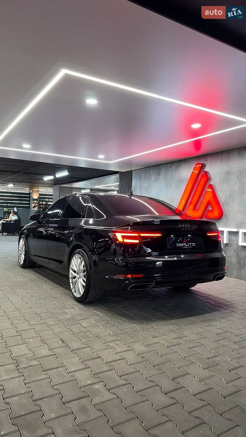 Audi A4 2018 VIN WAUGMAF47KN005332 фото оголошення 3 з 67