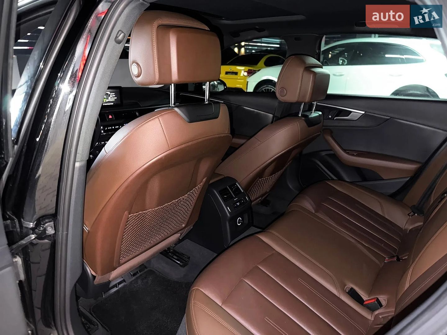 Audi A4 2018 VIN WAUGMAF47KN005332 фото оголошення 6 з 67