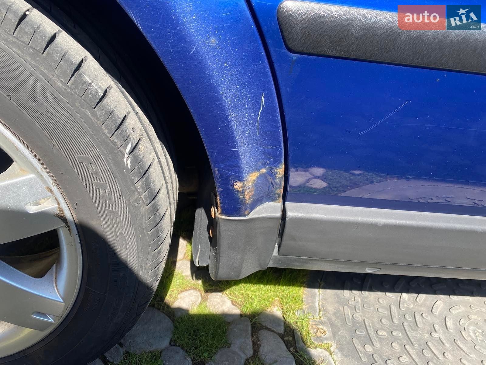 Volkswagen Passat 2000 VIN WVWZZZ3BZ1E075141 фото оголошення 13 з 18