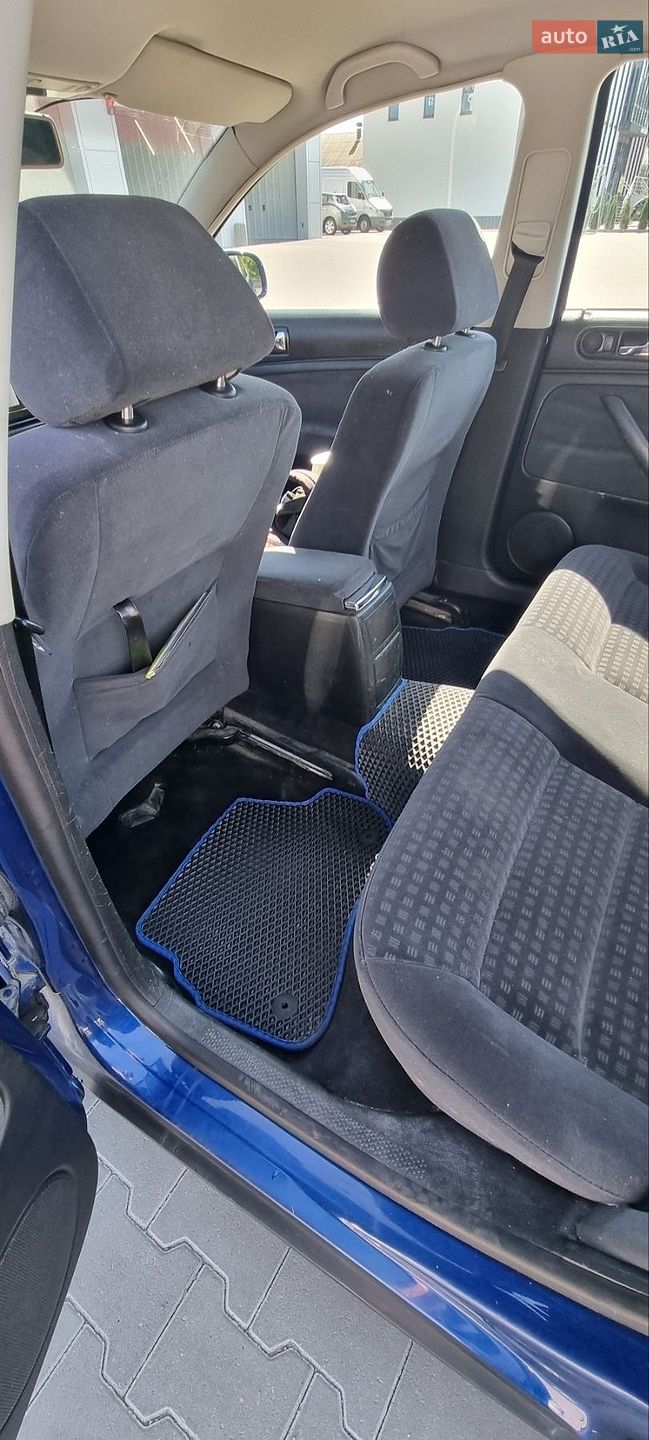 Volkswagen Passat 2000 VIN WVWZZZ3BZ1E075141 фото оголошення 9 з 18