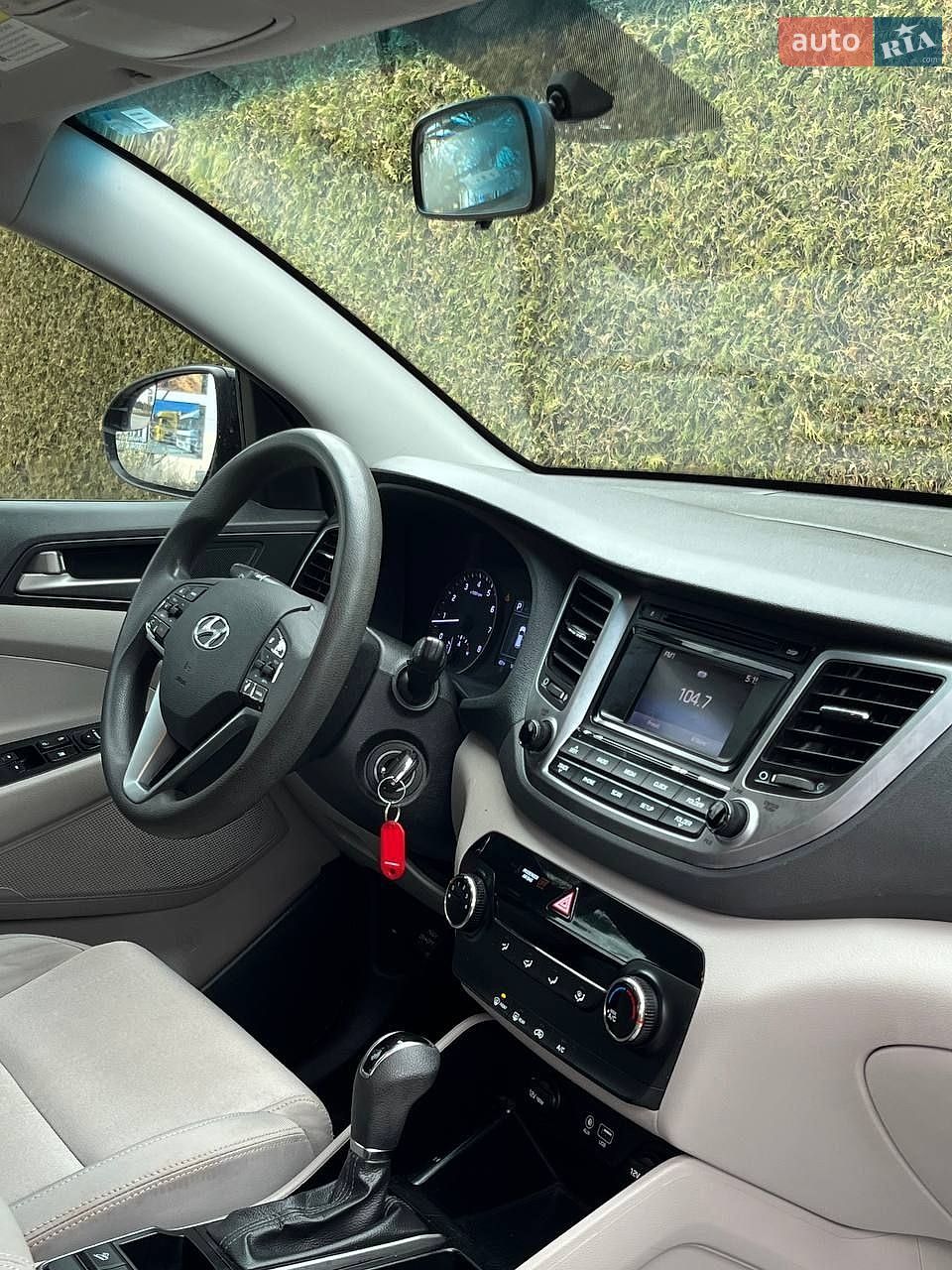 Hyundai Tucson 2018 VIN KM8J23A45JU810585 фото оголошення 11 з 15