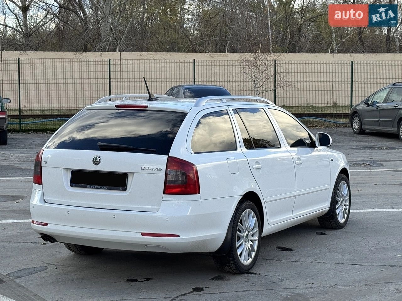 Skoda Octavia 2012 VIN TMBFE61Z9C2161015 фото оголошення 7 з 18