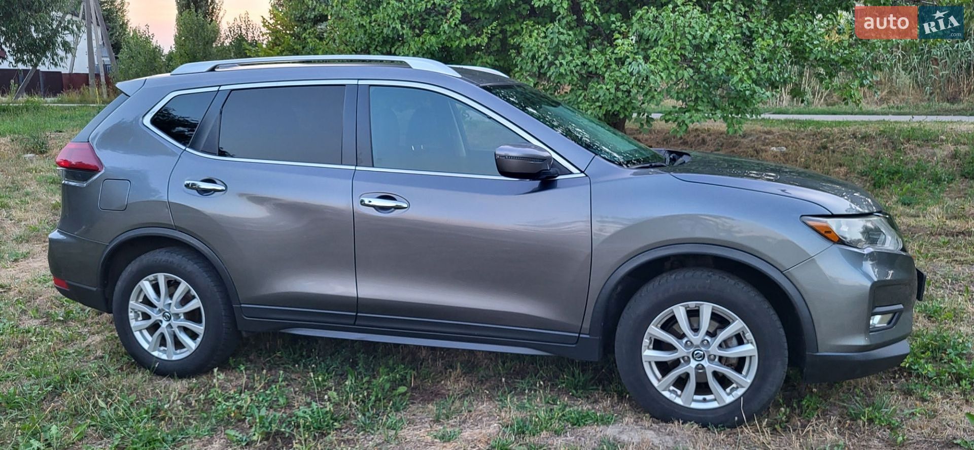 Nissan Rogue 2018 VIN KNMAT2MV6KP504978 фото оголошення 10 з 18