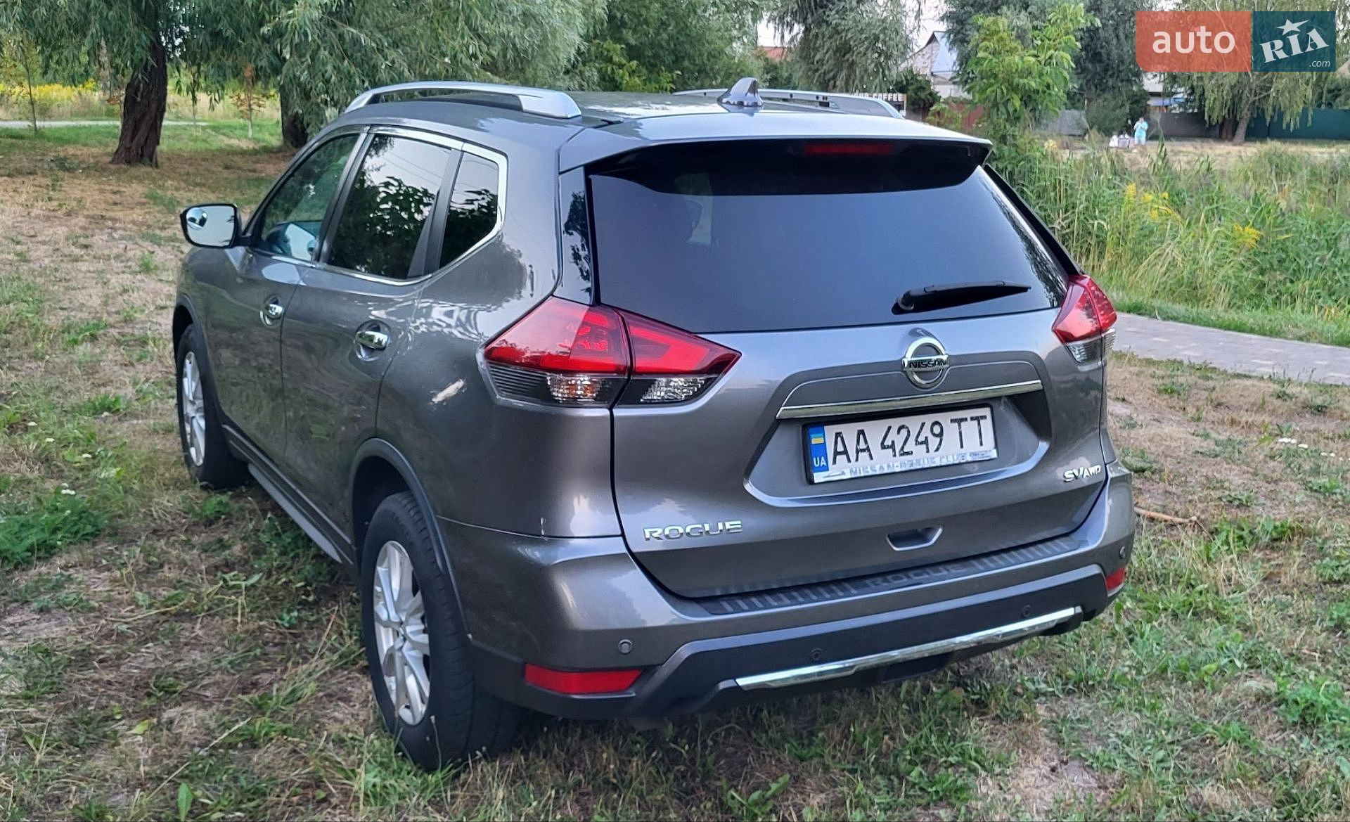 Nissan Rogue 2018 VIN KNMAT2MV6KP504978 фото оголошення 11 з 18