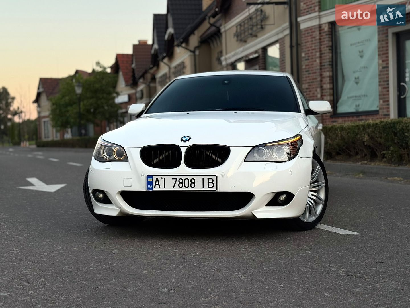 BMW 5 Series 2008 VIN WBANU91050CT27566 фото оголошення 4 з 15