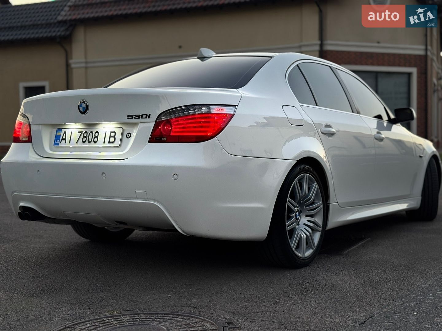 BMW 5 Series 2008 VIN WBANU91050CT27566 фото оголошення 12 з 15
