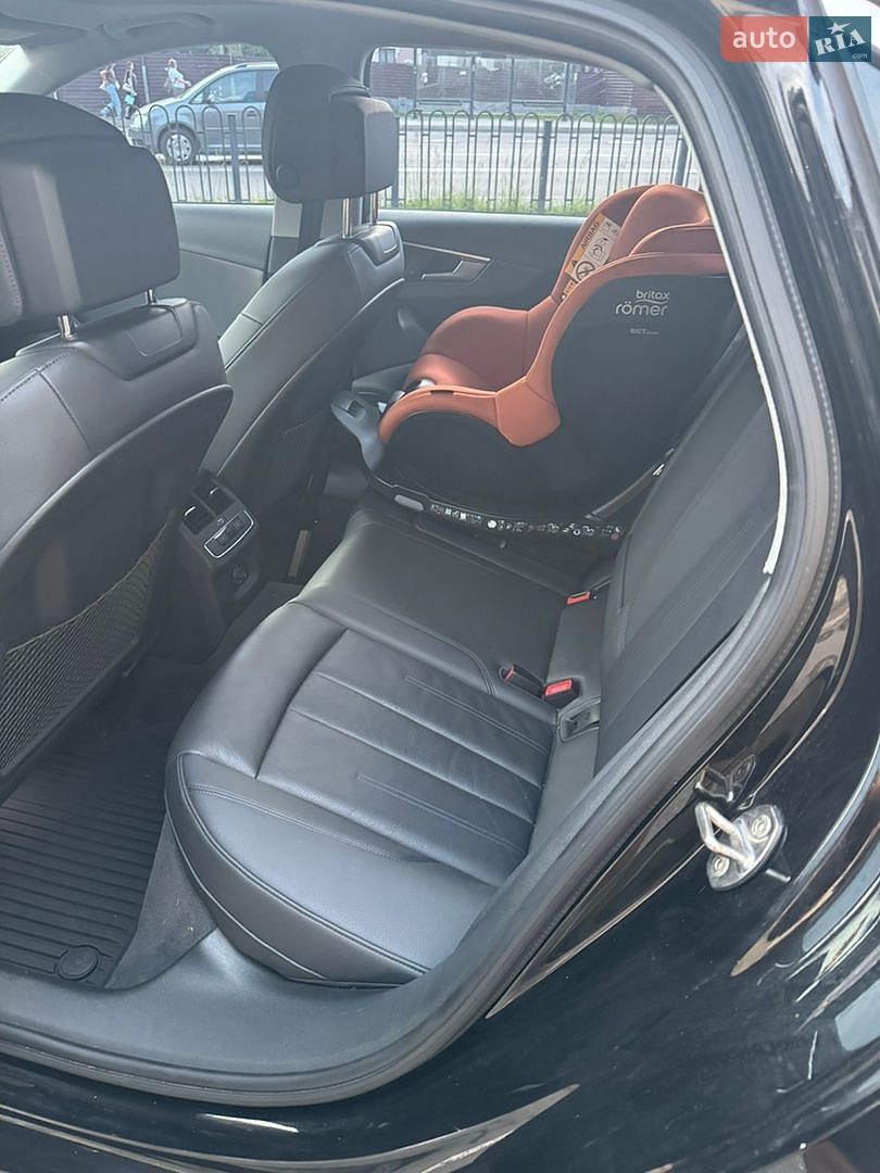 Audi A4 2019 VIN WAUGMAF41KA060575 фото оголошення 9 з 11