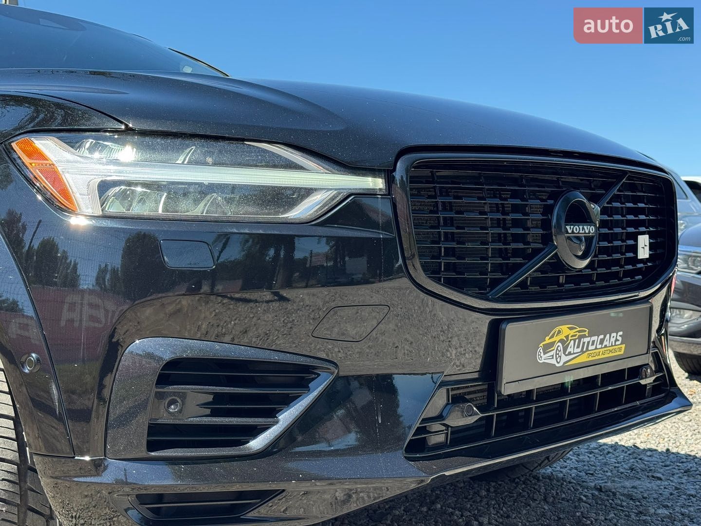 Volvo XC60 2019 VIN LYVBK0DP0LB520006 фото оголошення 4 з 68