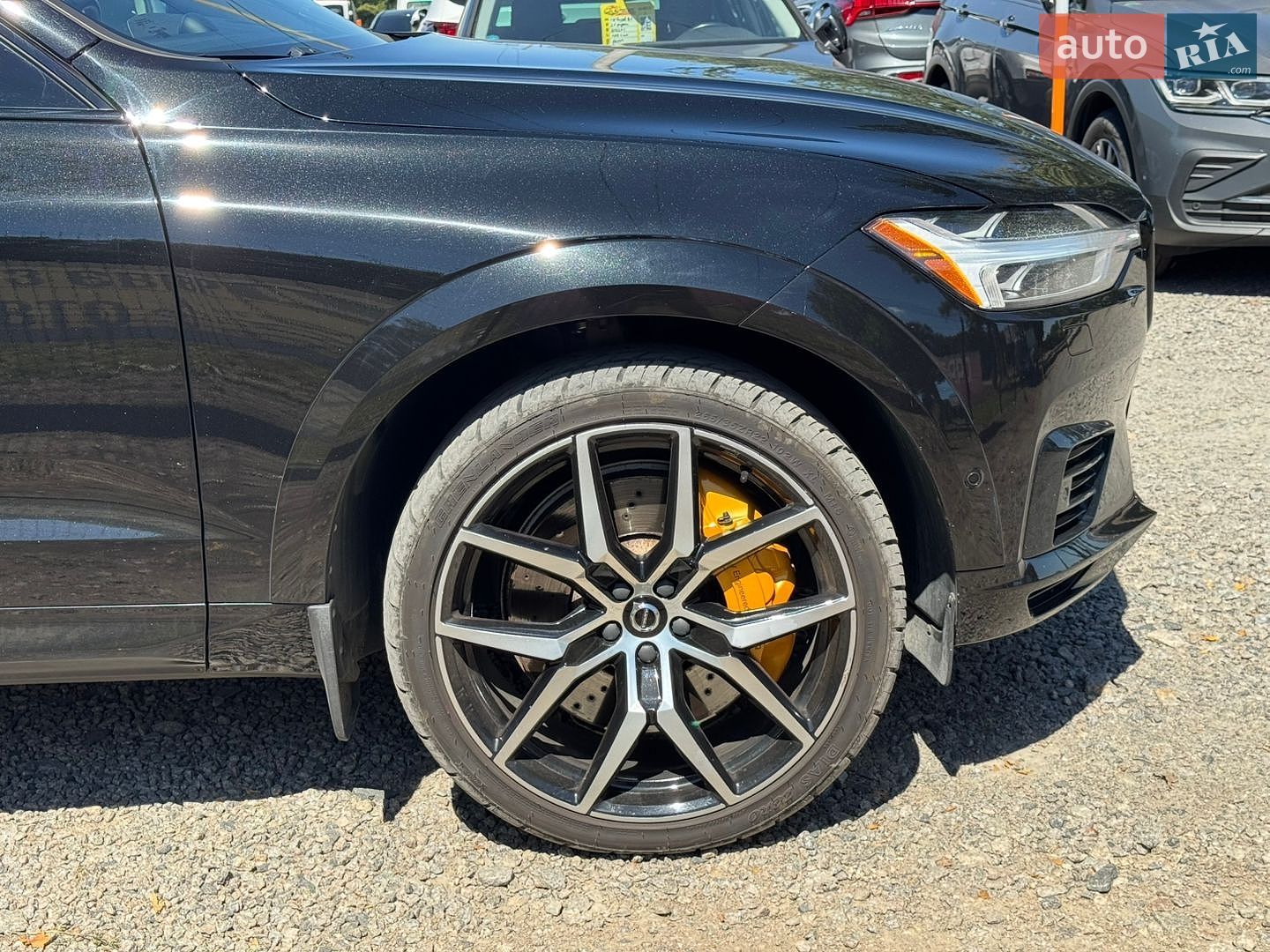 Volvo XC60 2019 VIN LYVBK0DP0LB520006 фото оголошення 8 з 68