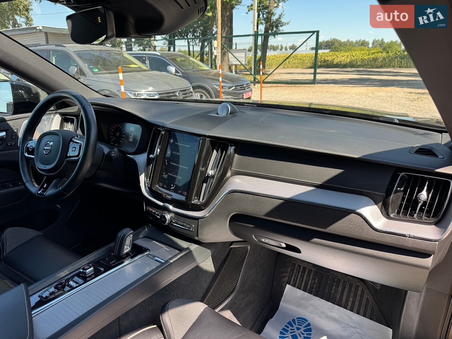 Volvo XC60 2019 VIN LYVBK0DP0LB520006 фото оголошення 20 з 68