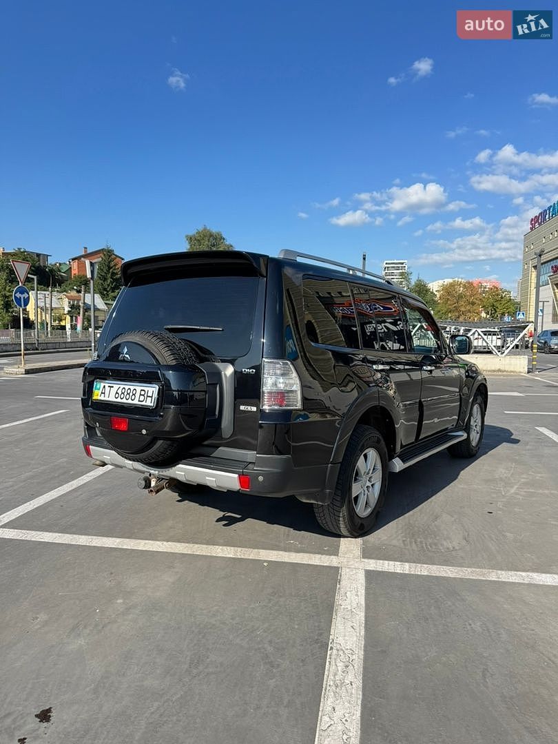 Mitsubishi Pajero 2008 VIN JMYLYV98W8J001072 фото оголошення 4 з 18