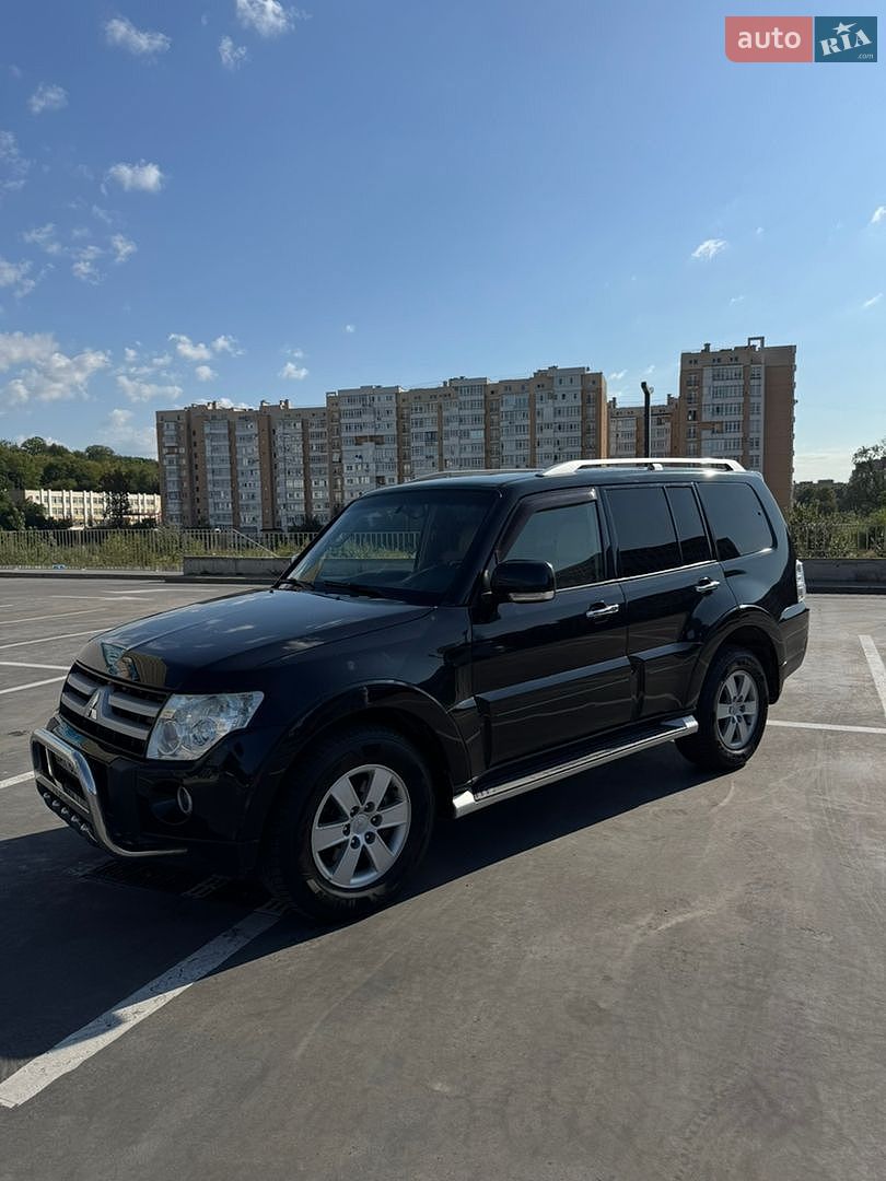 Mitsubishi Pajero 2008 VIN JMYLYV98W8J001072 фото оголошення 3 з 18