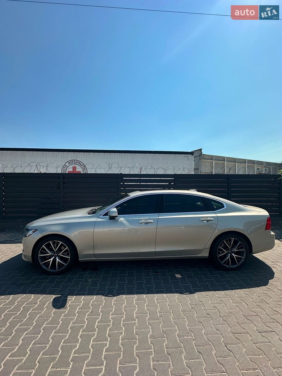 Volvo S90 2017 VIN LVY982AK6JP033758 фото оголошення 6 з 7
