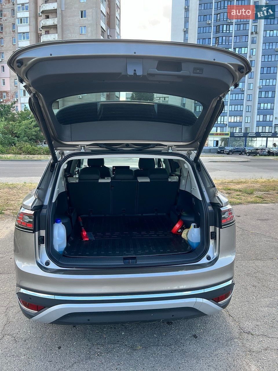 Volkswagen ID.6 Crozz 2022 VIN LFVVB9E79N5168183 фото оголошення 9 з 11