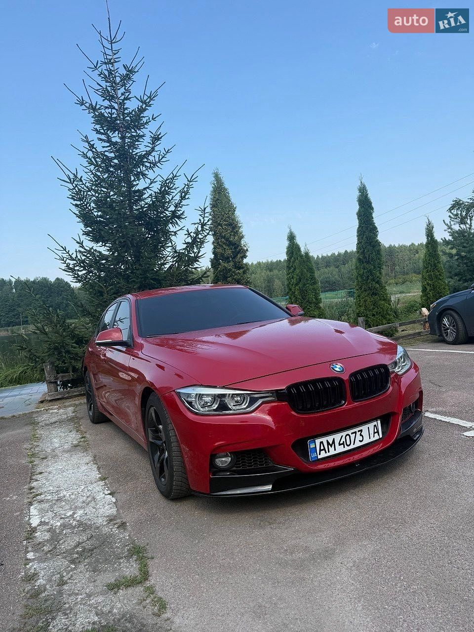 BMW 3 Series 2015 VIN WBA8E1G5XGNT35997 фото оголошення 2 з 15