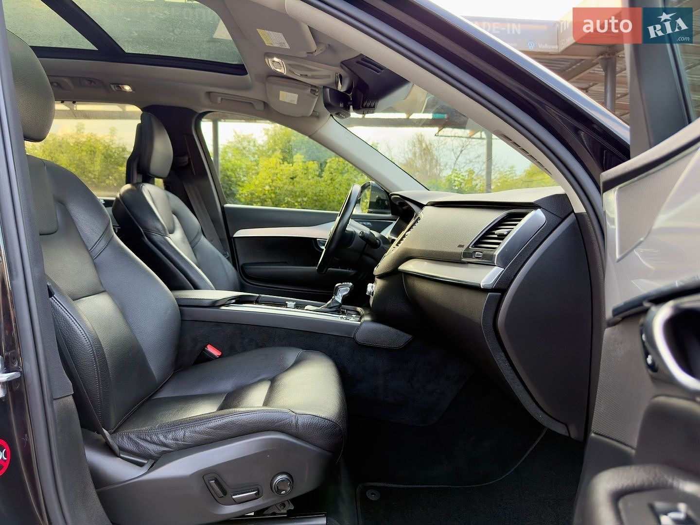 Volvo XC90 2017 VIN YV4A22PK9H1174797 фото оголошення 3 з 56