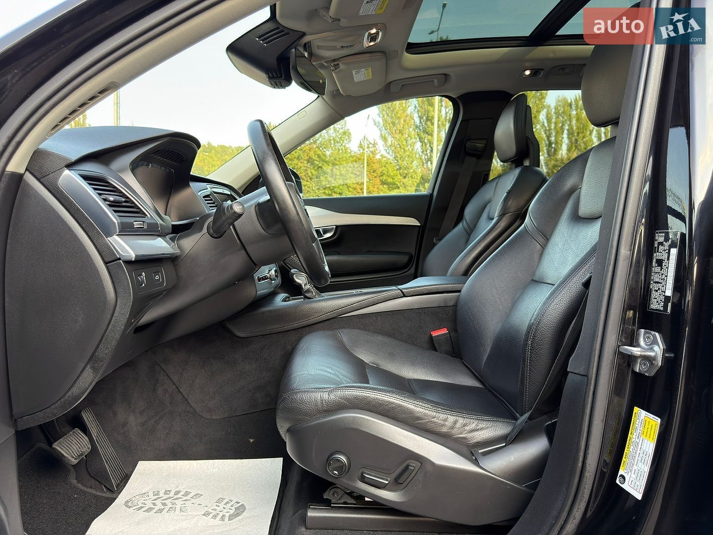 Volvo XC90 2017 VIN YV4A22PK9H1174797 фото оголошення 26 з 56
