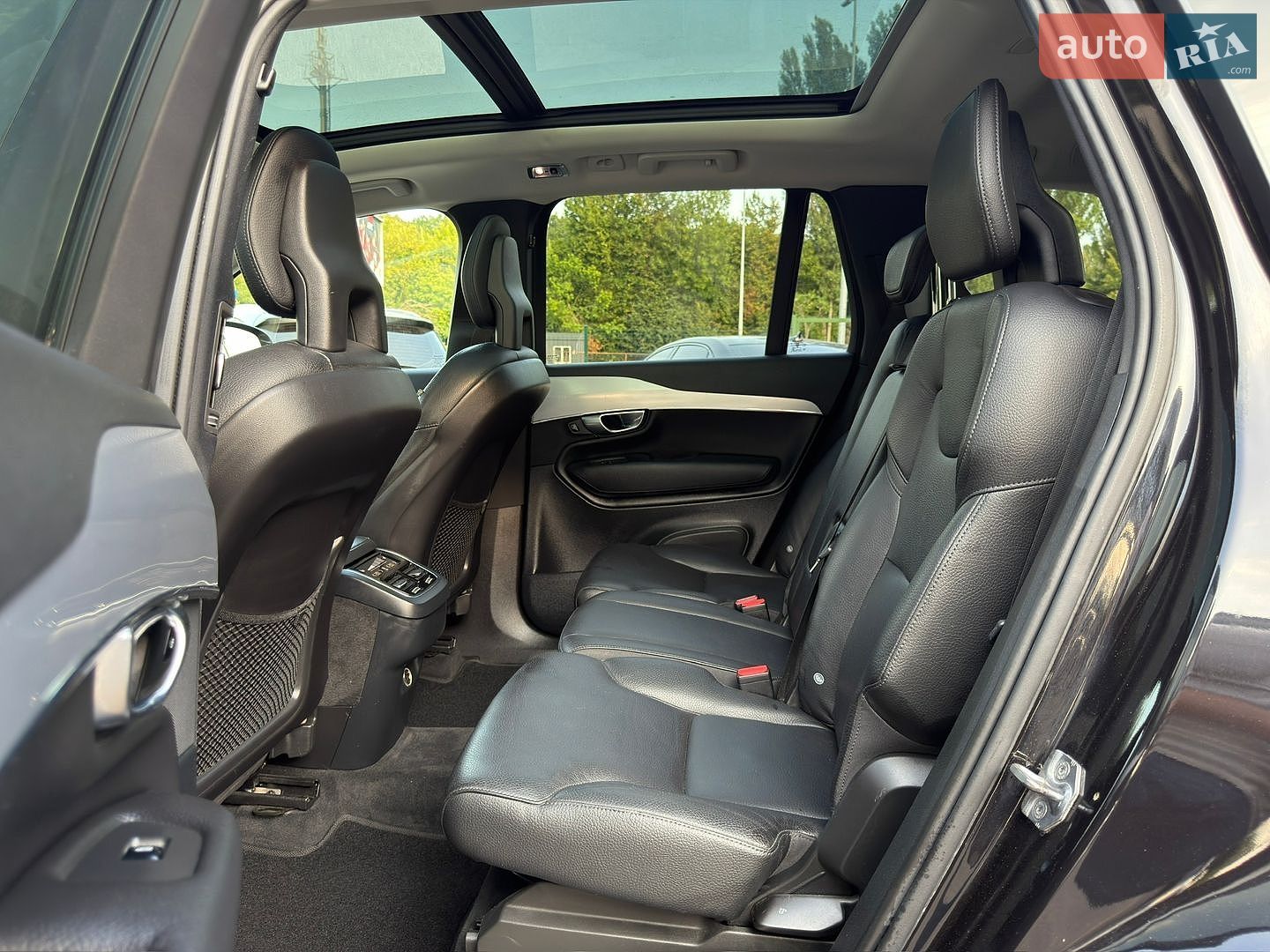 Volvo XC90 2017 VIN YV4A22PK9H1174797 фото оголошення 35 з 56
