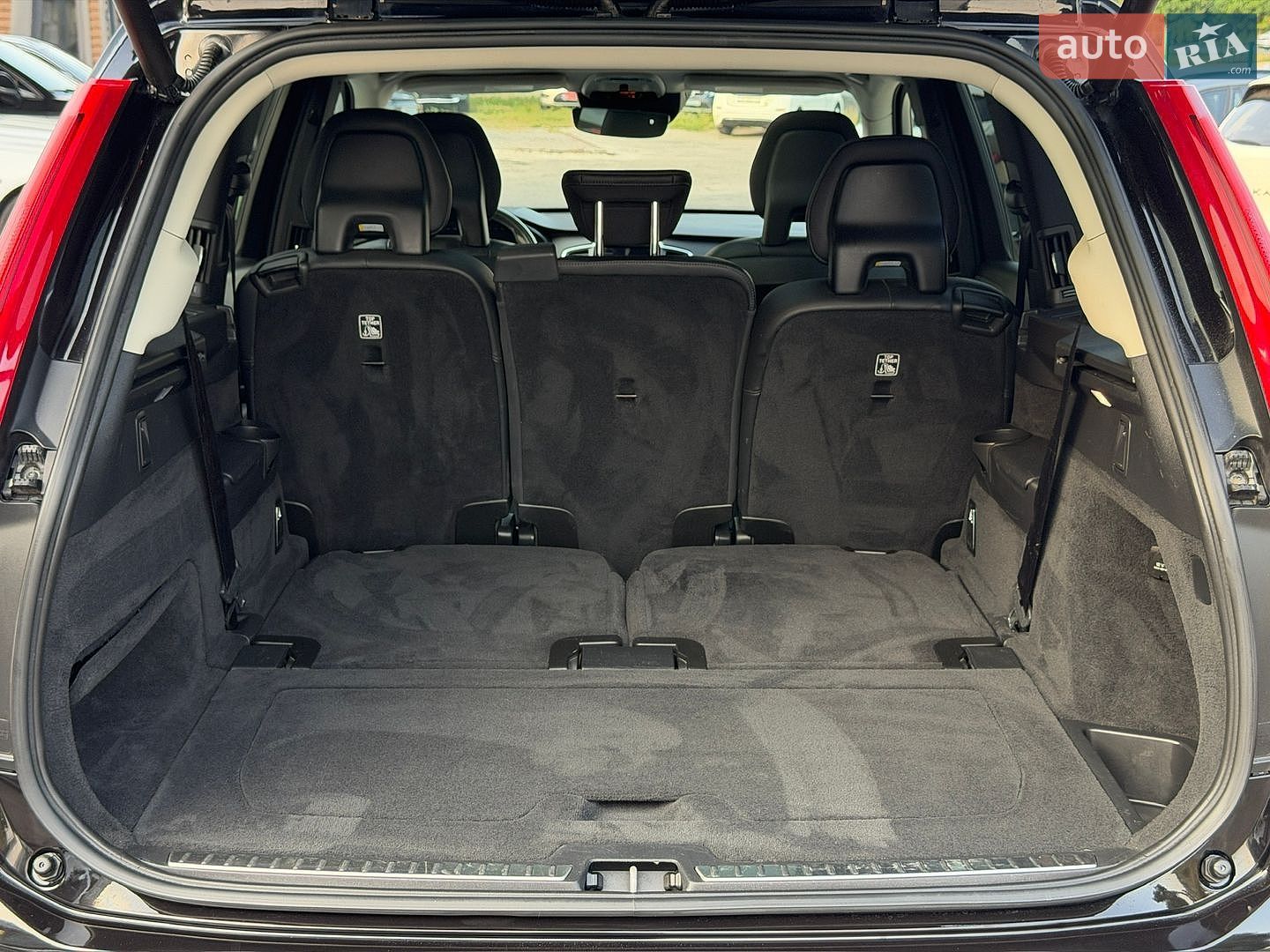 Volvo XC90 2017 VIN YV4A22PK9H1174797 фото оголошення 38 з 56