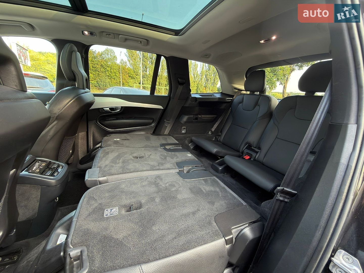 Volvo XC90 2017 VIN YV4A22PK9H1174797 фото оголошення 41 з 56