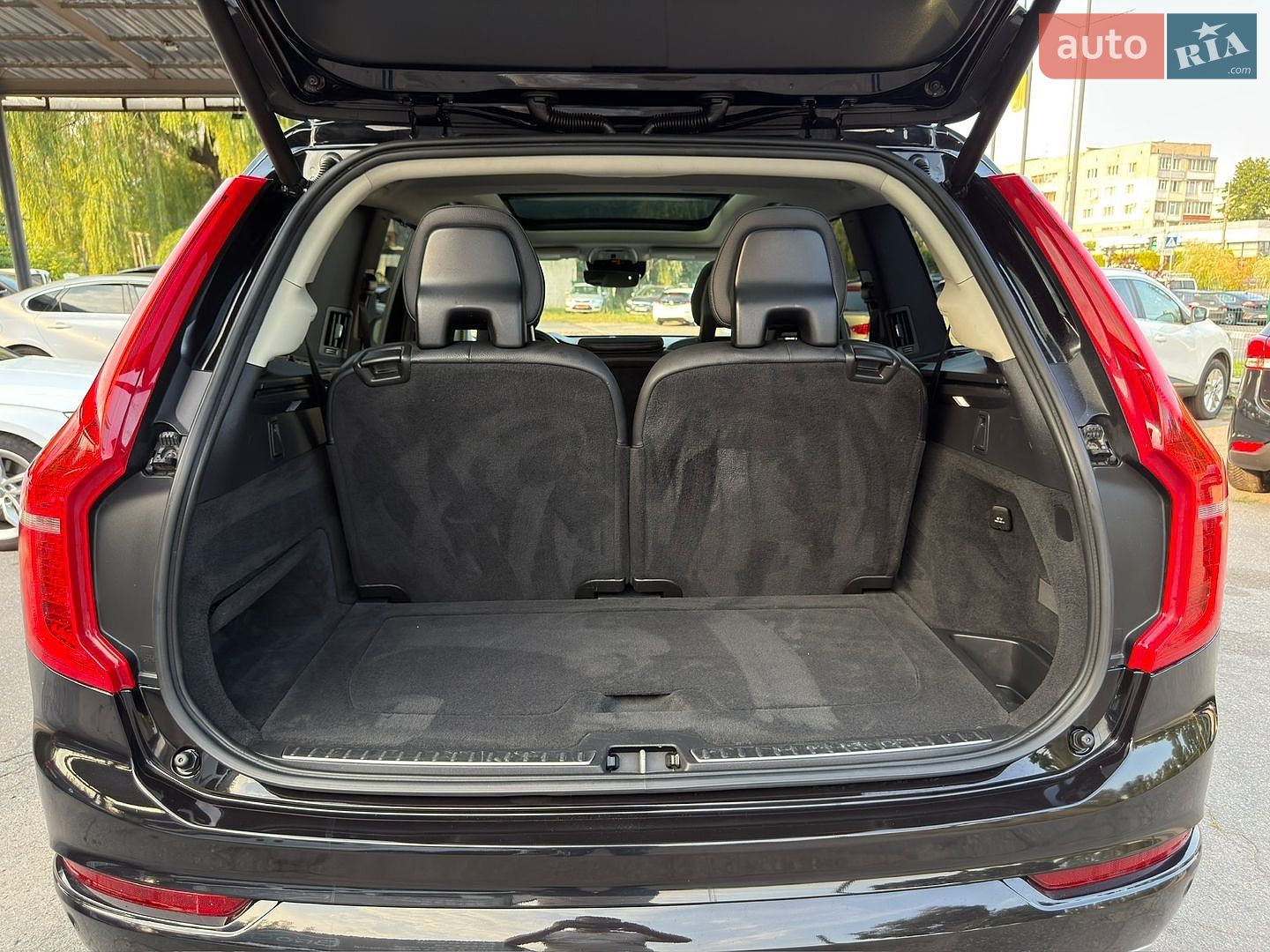 Volvo XC90 2017 VIN YV4A22PK9H1174797 фото оголошення 42 з 56