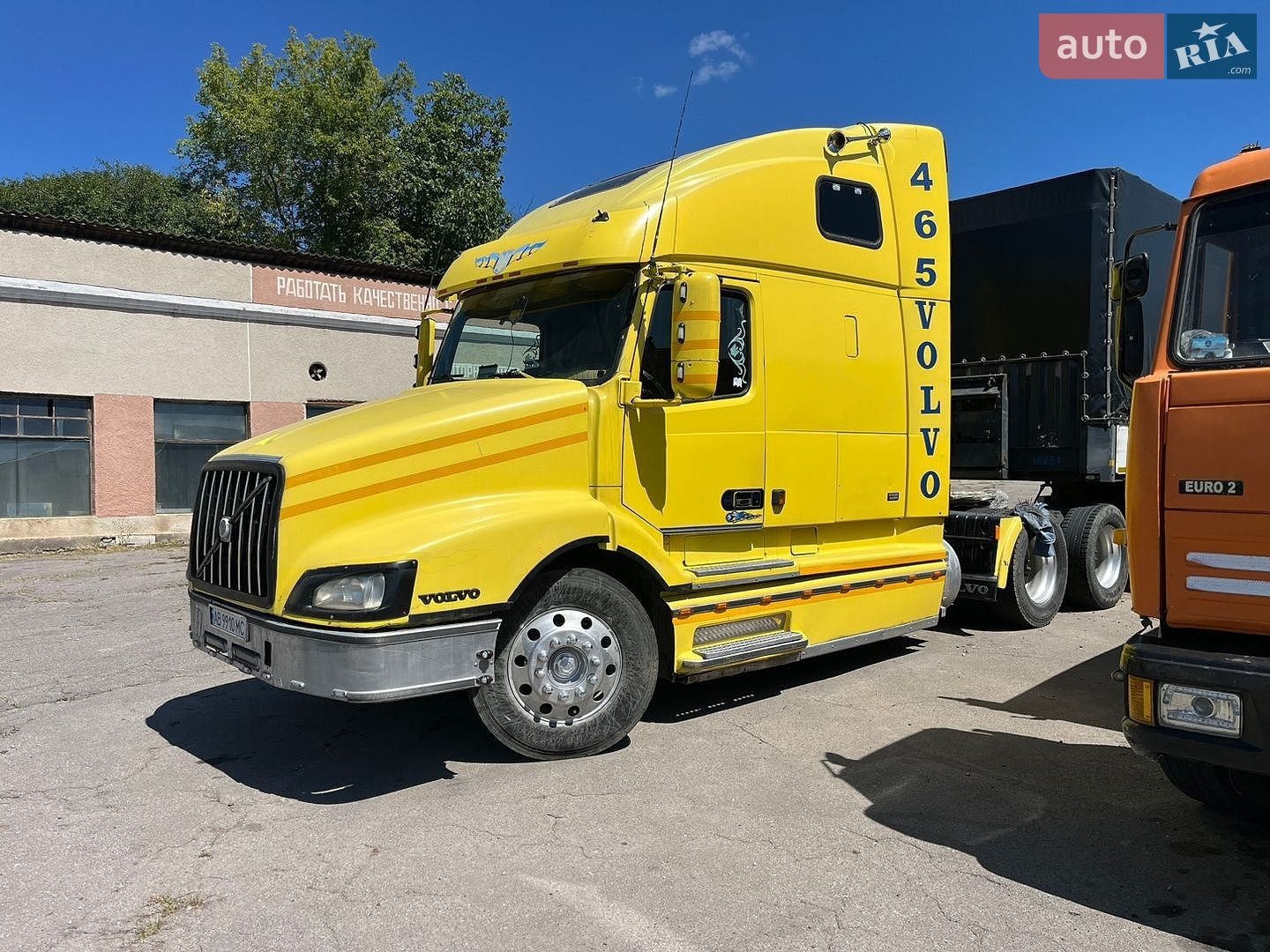Volvo VNL 670 2002 VIN 4V4NC9GH41N312568 фото оголошення 3 з 29