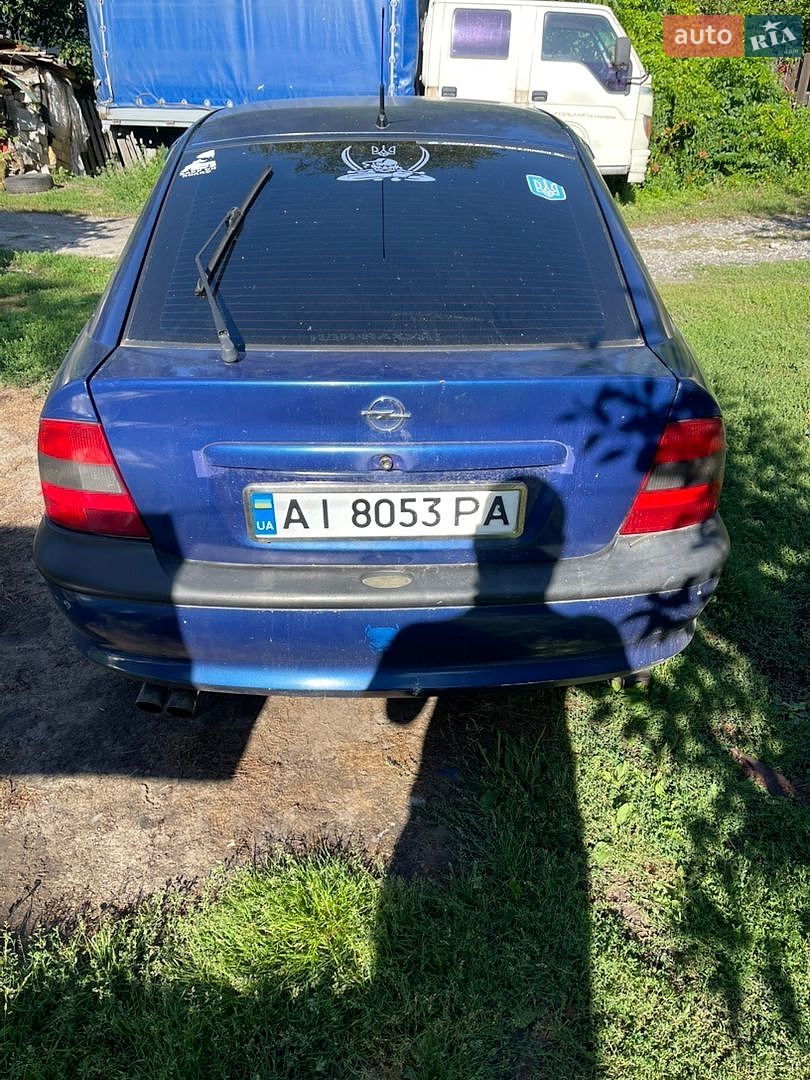 Opel Vectra 1996 VIN W0L000038T7608715 фото оголошення 3 з 8