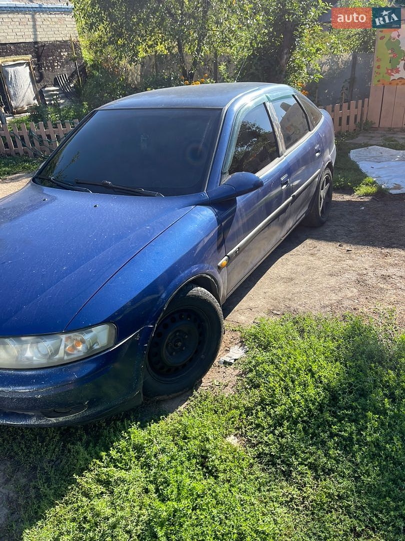 Opel Vectra 1996 VIN W0L000038T7608715 фото оголошення 8 з 8