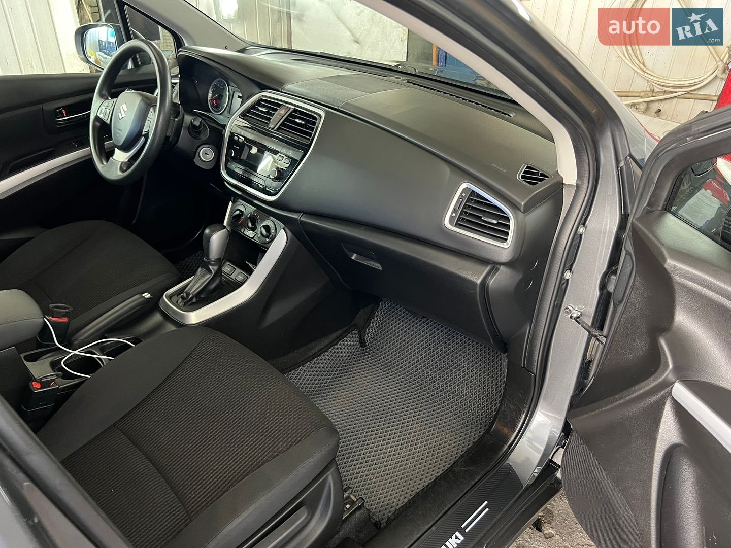 Suzuki SX4 2017 VIN TSMJYA22S00529715 фото оголошення 19 з 27