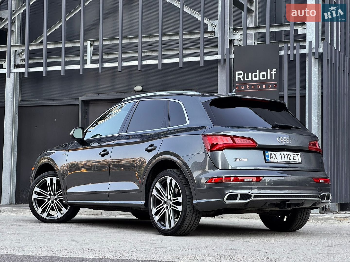 Audi SQ5 2018 VIN WA1A4AFY8J2120897 фото оголошення 9 з 41