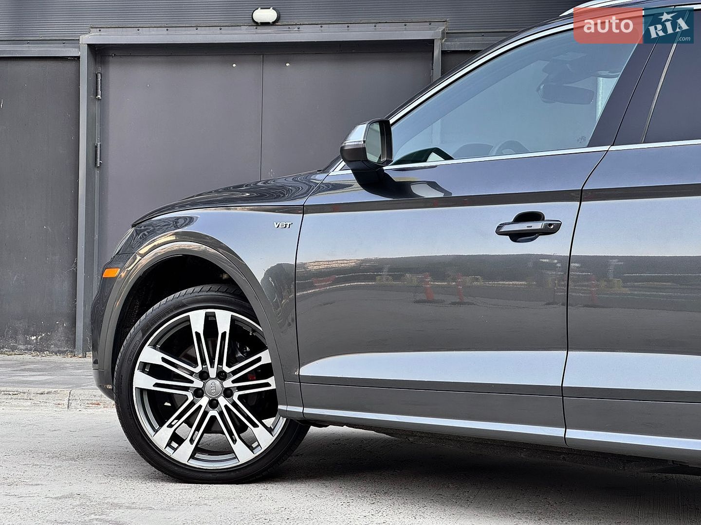 Audi SQ5 2018 VIN WA1A4AFY8J2120897 фото оголошення 11 з 41