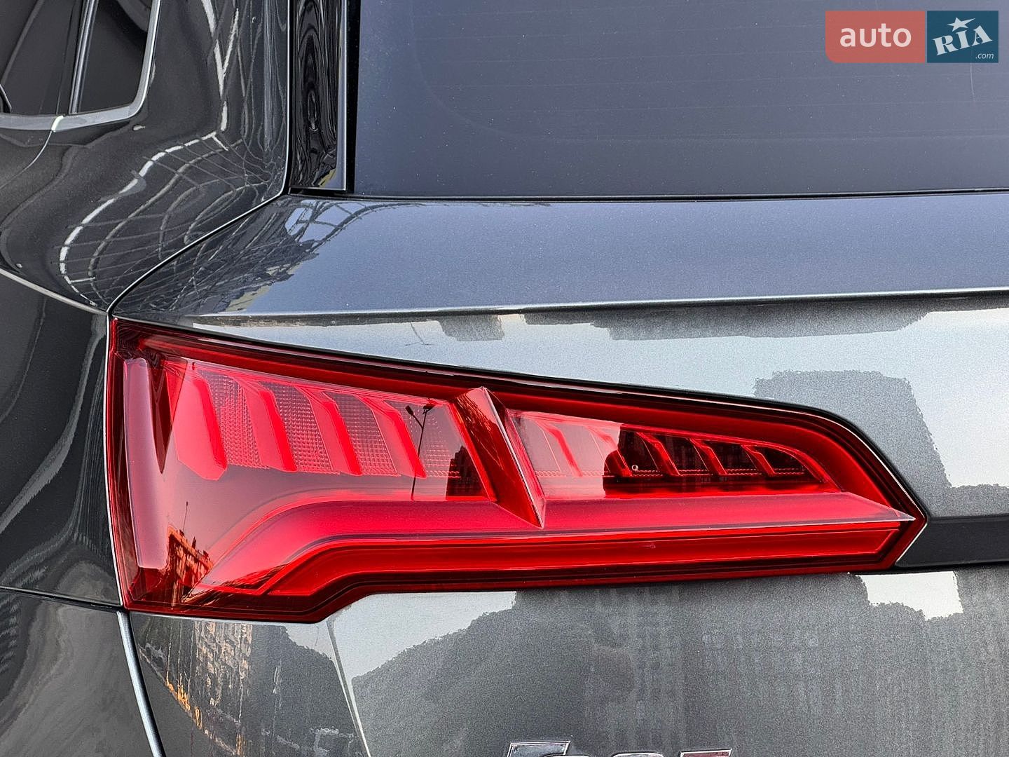 Audi SQ5 2018 VIN WA1A4AFY8J2120897 фото оголошення 16 з 41