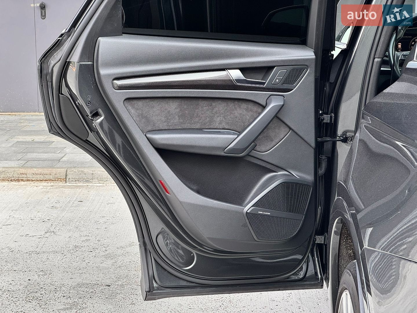 Audi SQ5 2018 VIN WA1A4AFY8J2120897 фото оголошення 29 з 41