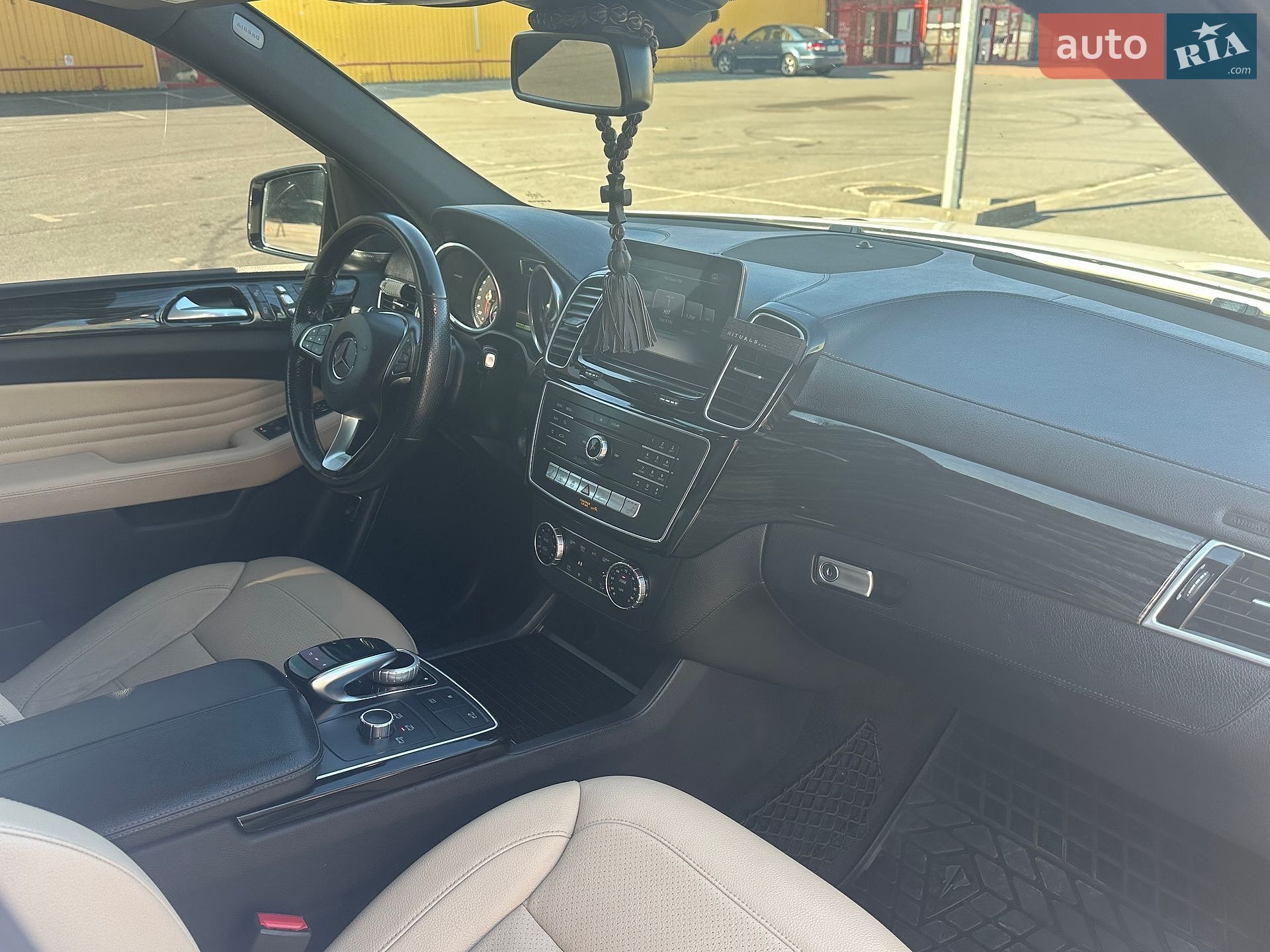 Mercedes-Benz GLE-Class 2016 VIN 4JGDA6DB5HA833226 фото оголошення 14 з 17