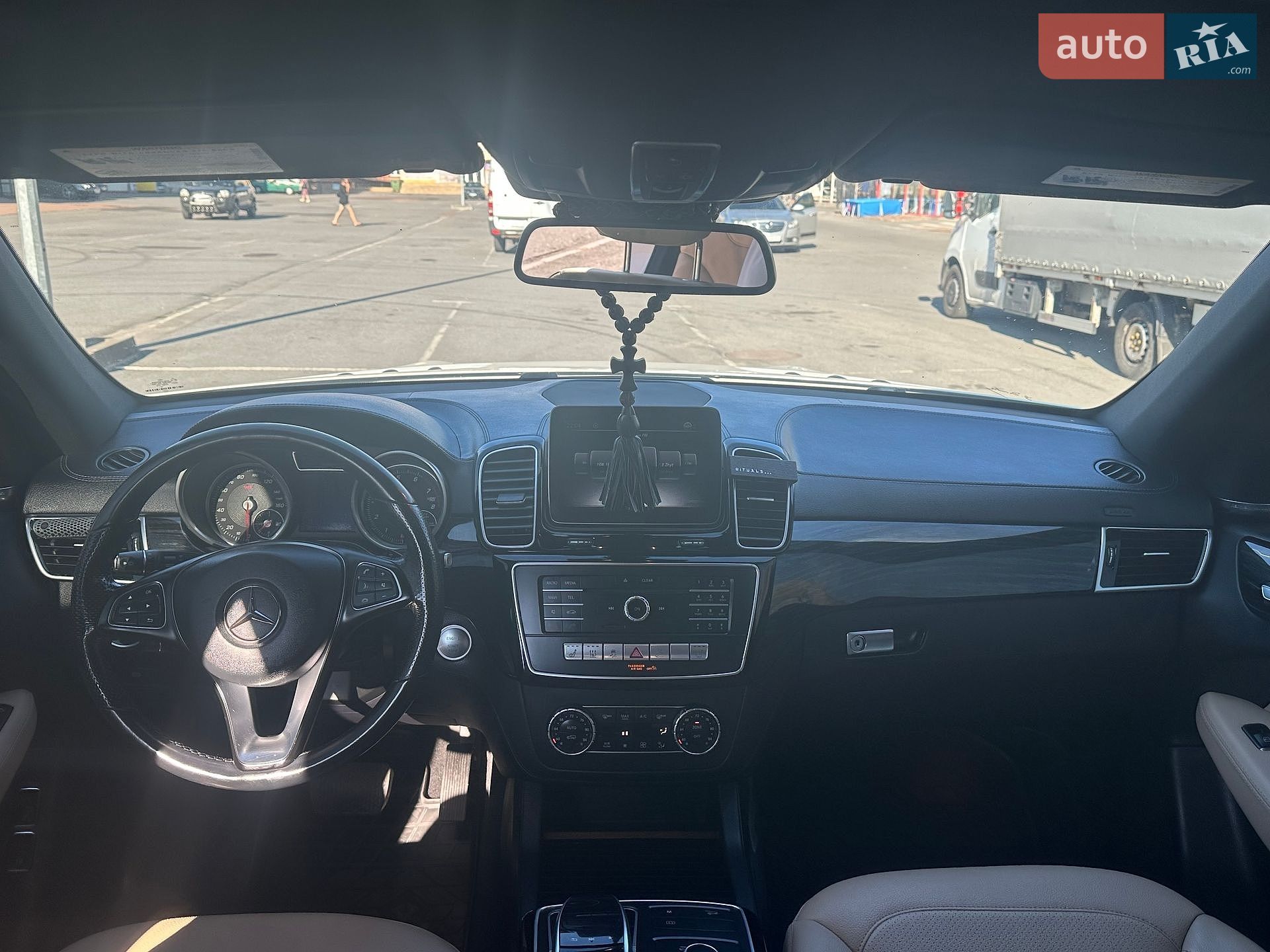 Mercedes-Benz GLE-Class 2016 VIN 4JGDA6DB5HA833226 фото оголошення 15 з 17