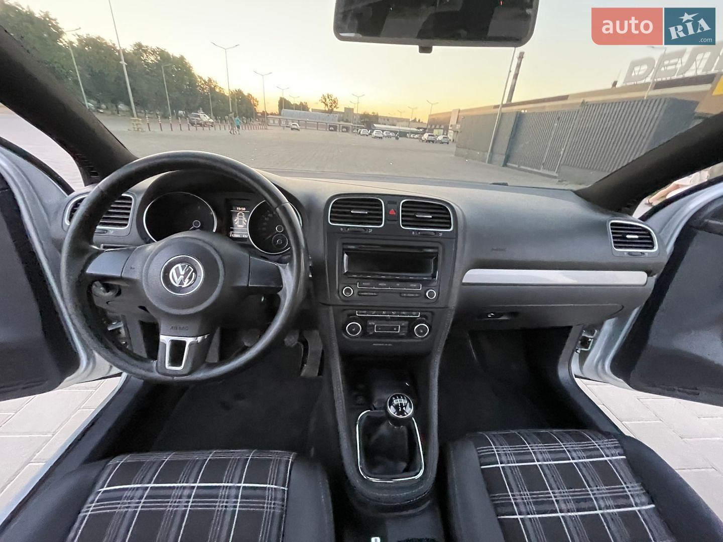 Volkswagen Golf 2011 VIN WVWZZZ1KZCW100043 фото оголошення 23 з 39